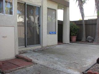 Photo 3: CLAIREMONT Townhouse for sale : 2 bedrooms : 4020 Mount Acadia Boulevard in San Diego