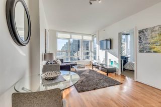 Photo 5: 2701 939 EXPO Boulevard in Vancouver: Yaletown Condo for sale in "Max 2 Building" (Vancouver West)  : MLS®# R2129765