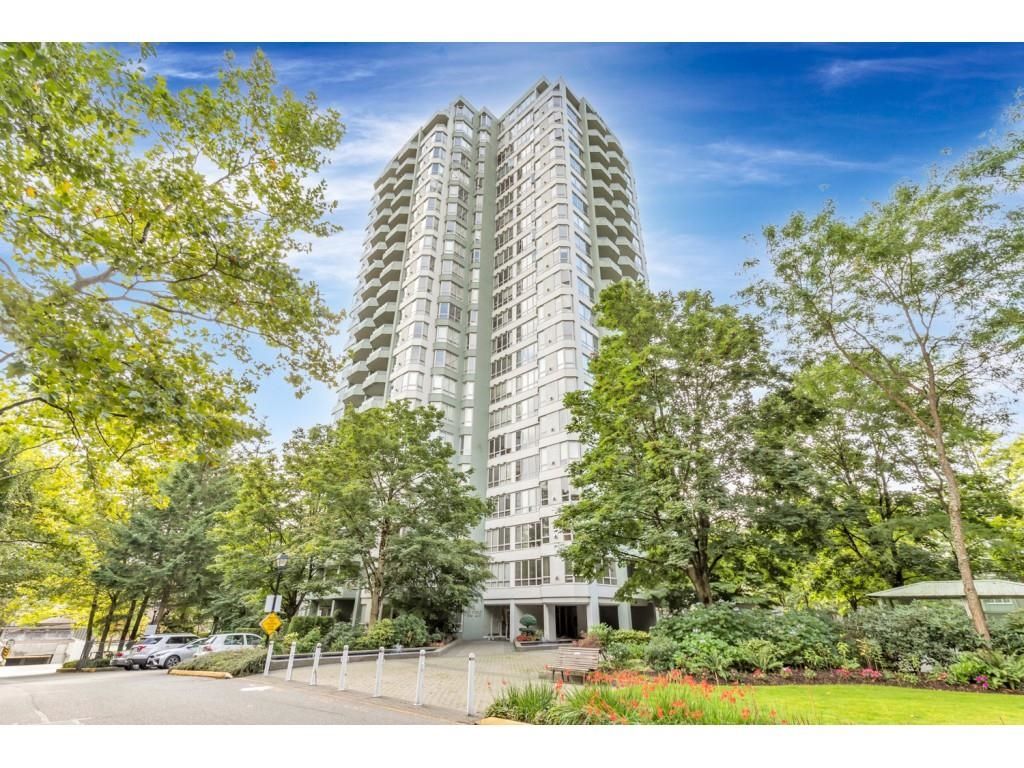 Main Photo: 2304 10082 148 Street in Surrey: Guildford Condo for sale in "The Stanley at Guildford Park Place" (North Surrey)  : MLS®# R2618016