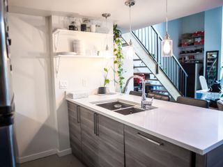 Photo 10: 616 22 E CORDOVA Street in Vancouver: Downtown VE Condo for sale in "VAN HORNE" (Vancouver East)  : MLS®# R2740348