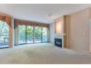 Photo 5: 204 1765 MARTIN Drive in Surrey: Sunnyside Park Surrey Condo for sale in "SOUTHWYND" (South Surrey White Rock)  : MLS®# R2480960