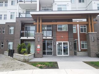 Photo 1: 229 5415 BRYDON Crescent in Langley: Langley City Condo for sale : MLS®# R2700042