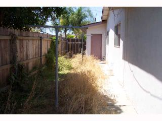 Photo 6: SAN DIEGO House for sale : 4 bedrooms : 4465 Arendo