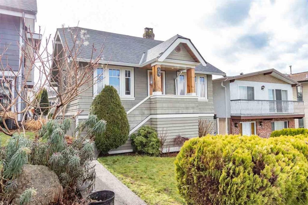 Main Photo: 3434 Dundas Street in Vancouver: Hastings Sunrise House for sale (Vancouver East)  : MLS®# R2541879