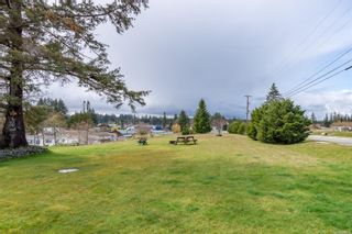Photo 2: 1573 Perth Rd in Campbell River: CR Campbell River North Multi Family for sale : MLS®# 929610