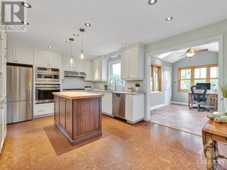Photo 9: 222 WALDEN DRIVE in Ottawa: House for sale : MLS®# 1383251