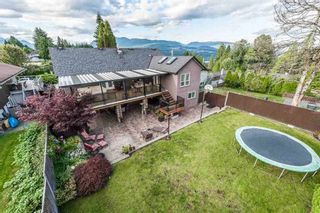 Photo 2: 209 SEAVIEW Drive in Port Moody: College Park PM House for sale in "College Park" : MLS®# R2103504