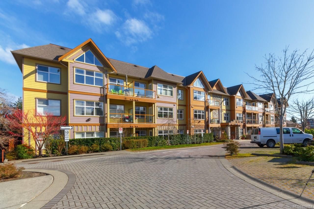 Main Photo: 301 1959 Polo Park Crt in Central Saanich: CS Saanichton Condo for sale : MLS®# 859984