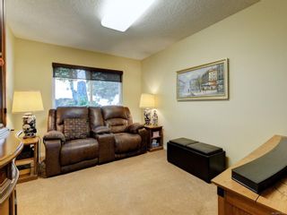 Photo 15: 67 118 Aldersmith Pl in View Royal: VR Glentana Row/Townhouse for sale : MLS®# 911937
