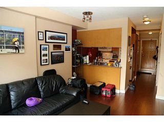 Photo 3: 305 1189 HOWE Street in Vancouver: Downtown VW Condo for sale in "THE GENESIS" (Vancouver West)  : MLS®# V1138667