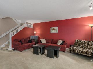 Photo 4: 49 9045 WALNUT GROVE Drive in Langley: Walnut Grove Townhouse for sale in "BRIDLEWOODS" : MLS®# F1437018