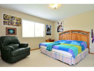 Photo 18: 12749 OCEAN CLIFF DR in Surrey: Crescent Bch Ocean Pk. House for sale (South Surrey White Rock)  : MLS®# F1439244