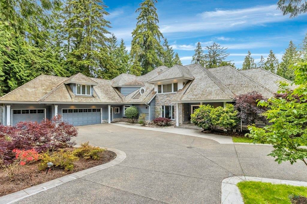 Main Photo: 13451 VINE MAPLE Drive in Surrey: Elgin Chantrell House for sale (South Surrey White Rock)  : MLS®# R2700476