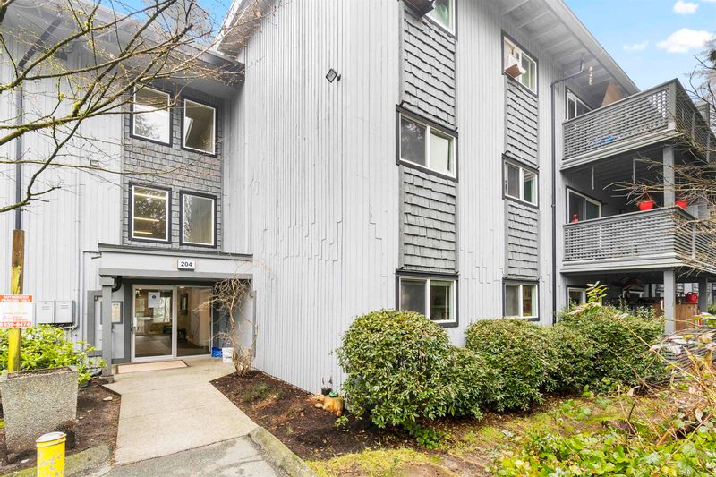FEATURED LISTING: 306 - 204 WESTHILL Place Port Moody