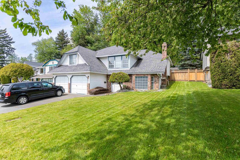 FEATURED LISTING: 34847 GLENEAGLES Place Abbotsford