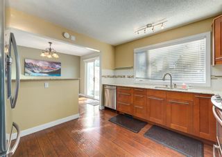 Photo 5: 222 Midridge Place SE in Calgary: Midnapore Semi Detached for sale : MLS®# A1255506