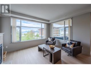 Photo 19: 100 Lakeshore Drive Unit# 415 in Penticton: House for sale : MLS®# 10312859