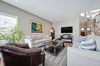 Photo 18: 155 Springbluff Heights SW in Calgary: Springbank Hill Detached for sale : MLS®# A2031782