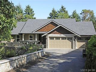 Photo 1: 568 Brant Pl in VICTORIA: La Thetis Heights House for sale (Langford)  : MLS®# 652737