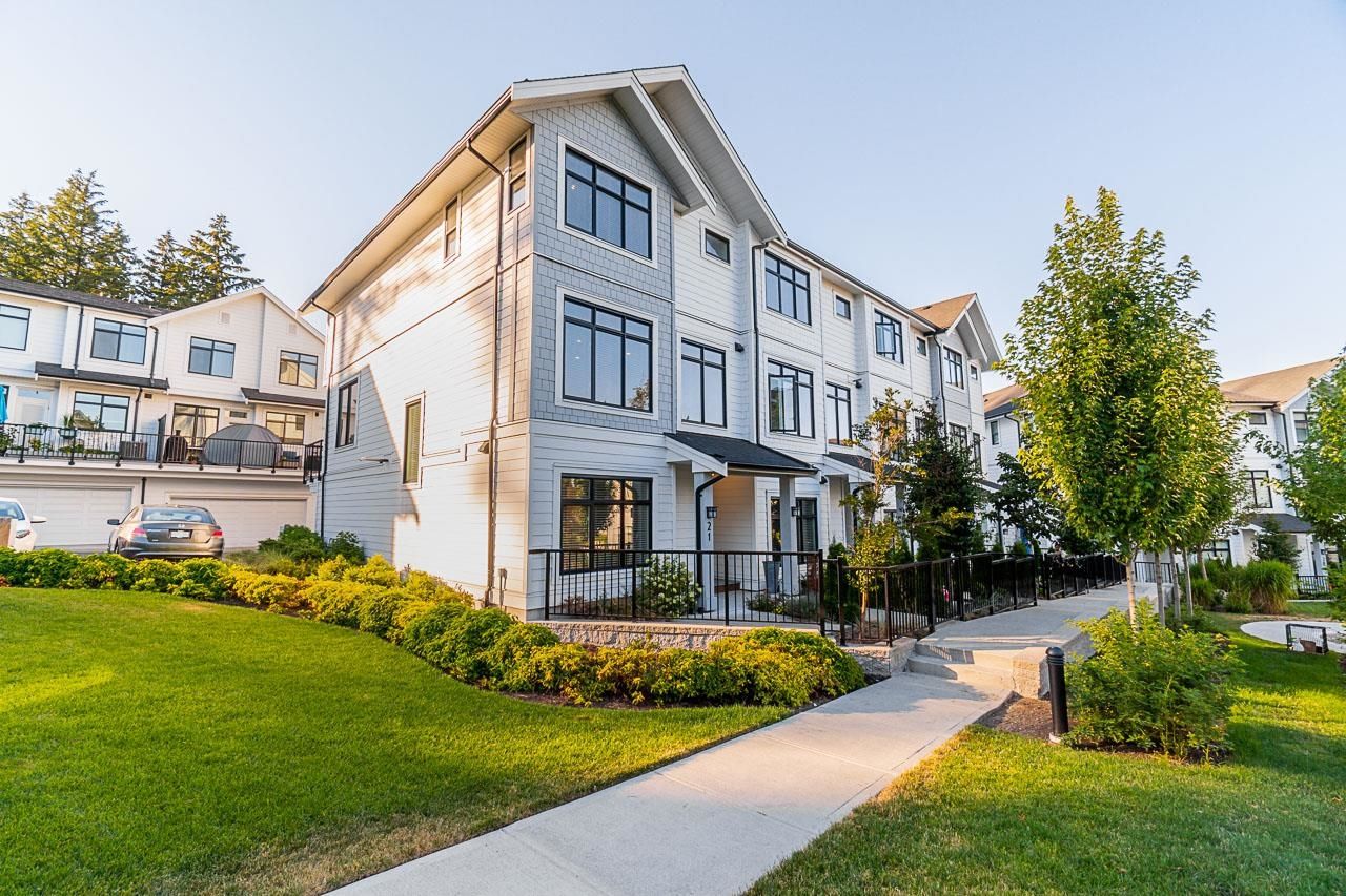 Main Photo: 21 17557 100 Avenue in Surrey: Fraser Heights Townhouse for sale (North Surrey)  : MLS®# R2723569