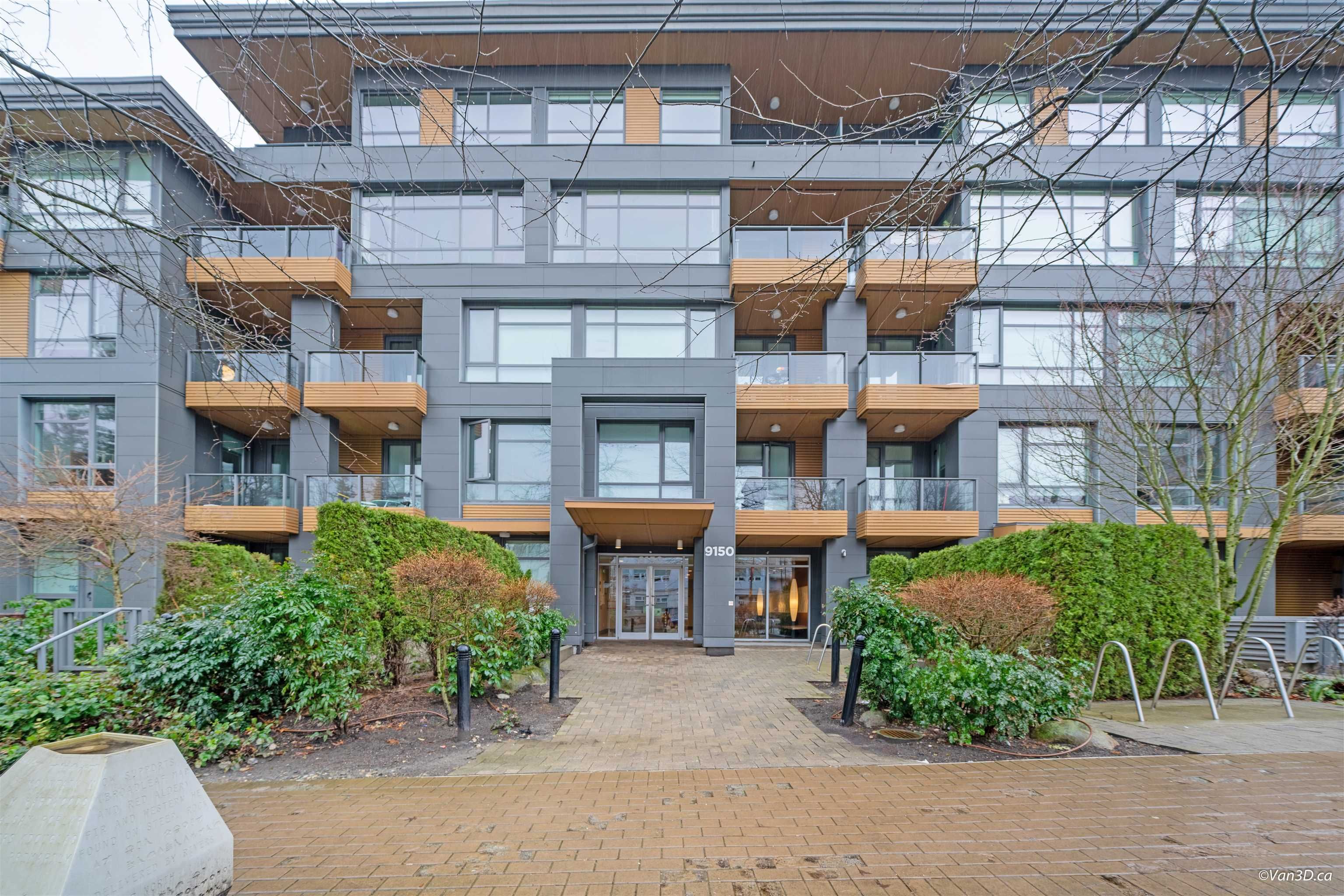 Main Photo: 316 9150 UNIVERSITY HIGH Street in Burnaby: Simon Fraser Univer. Condo for sale (Burnaby North)  : MLS®# R2852784