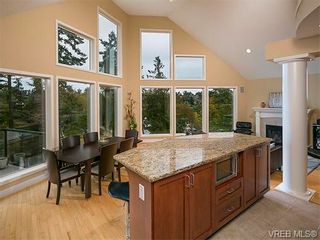 Photo 7: 7 915 Glen Vale Rd in VICTORIA: Es Kinsmen Park House for sale (Esquimalt)  : MLS®# 743488
