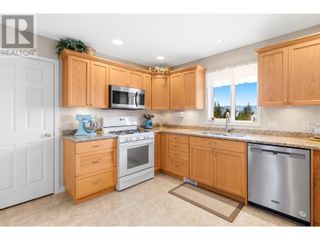 Photo 10: 1406 Huckleberry Drive in Sorrento: House for sale : MLS®# 10308579