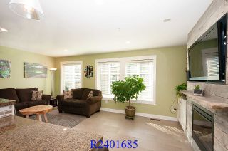 Photo 2: 27 22206 124 AVENUE in Maple Ridge: West Central Townhouse for sale : MLS®# R2401685