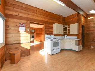 Photo 3: 1975 DOGWOOD DRIVE in COURTENAY: CV Courtenay City House for sale (Comox Valley)  : MLS®# 806549