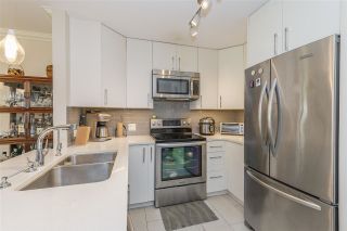 Photo 4: 213 1869 SPYGLASS Place in Vancouver: False Creek Condo for sale in "VENICE COURT" (Vancouver West)  : MLS®# R2461533