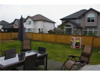 Photo 9: 19485 THORBURN Way in Pitt Meadows: South Meadows House for sale in "RIVERS EDGE" : MLS®# V991085