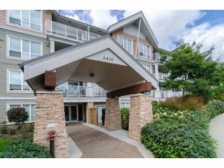 Photo 1: 101 6420 194TH Street in Surrey: Clayton Condo for sale in "Waterstone" (Cloverdale)  : MLS®# F1321755