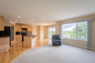 Photo 4: 60 Royal Oak Terrace NW in Calgary: Royal Oak Detached for sale : MLS®# A1232845