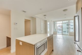 Photo 15: 906 111 E 1ST Avenue in Vancouver: Mount Pleasant VE Condo for sale in "BLOCK 100" (Vancouver East)  : MLS®# R2477003