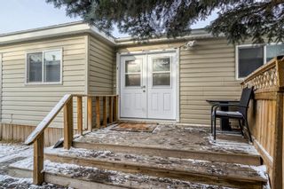 Photo 3: 121 6724 17 Avenue SE in Calgary: Red Carpet Mobile for sale : MLS®# A1166284