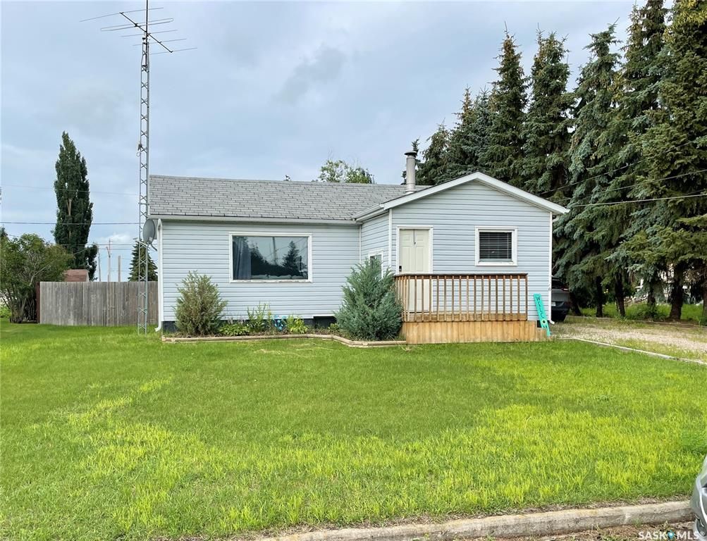 Main Photo: 1306 3rd Avenue East in Edam: Residential for sale : MLS®# SK903951