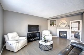 Photo 2: 129 Sienna Heights Hill SW in Calgary: Signal Hill Detached for sale : MLS®# A1192520