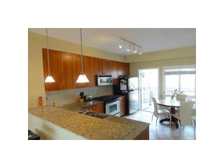 Photo 5: 2 4311 BAYVIEW Street in Richmond: Steveston South Townhouse for sale in "IMPERIAL LANDING" : MLS®# V890156