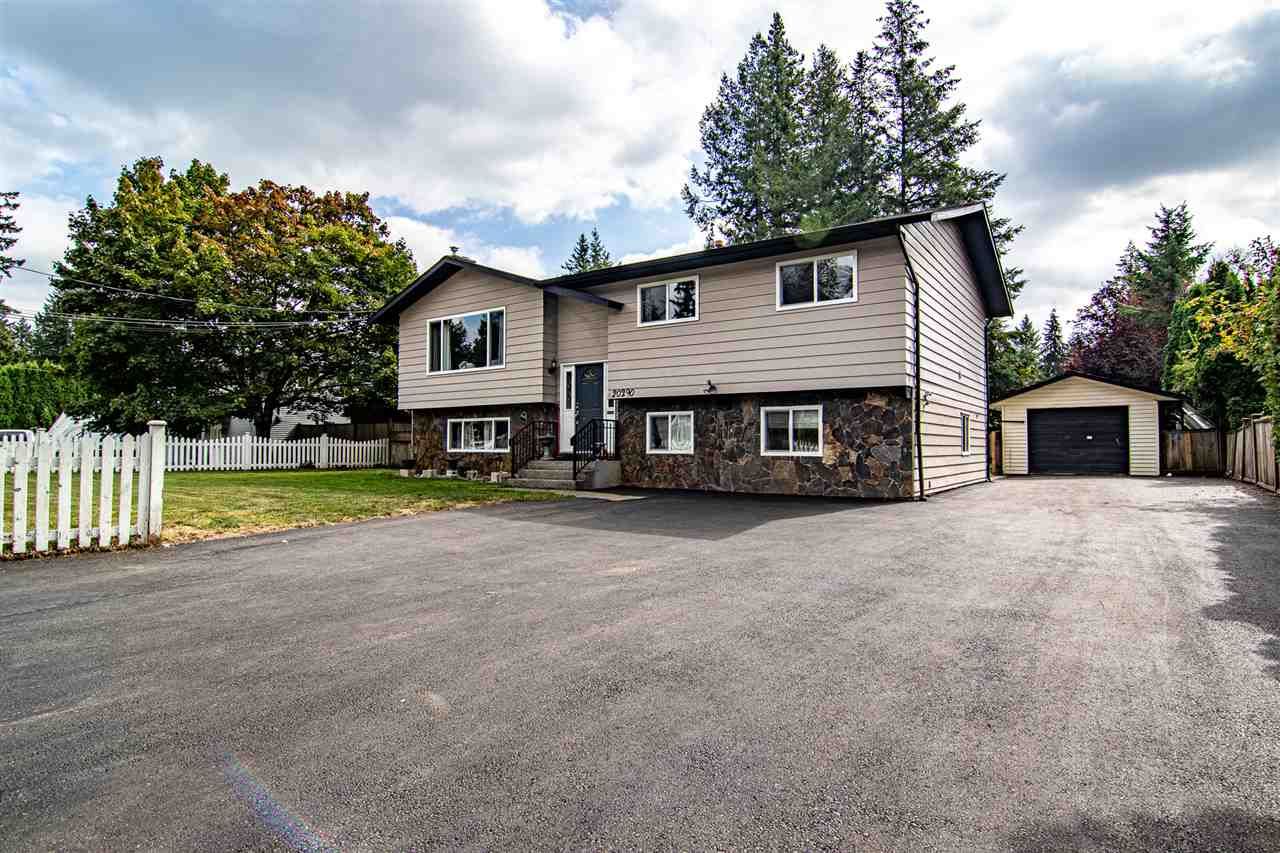 Main Photo: 20290 44 Avenue in Langley: Brookswood Langley House for sale in "BROOKSWOOD" : MLS®# R2494756