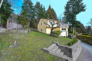 Photo 4: 6079 MARINE Drive in Burnaby: South Slope 1/2 Duplex for sale (Burnaby South)  : MLS®# R2763506