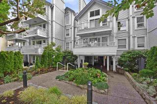 Photo 8: 301 876 W 14TH Avenue in Vancouver: Fairview VW Condo for sale in "Windgate Laurel" (Vancouver West)  : MLS®# R2405992