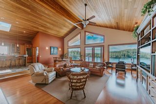 Photo 14: 5055 PANORAMA Drive in Garden Bay: Pender Harbour Egmont House for sale (Sunshine Coast)  : MLS®# R2776100