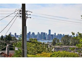 Photo 9: 638 W 15TH ST in North Vancouver: Hamilton 1/2 Duplex for sale : MLS®# V1017915