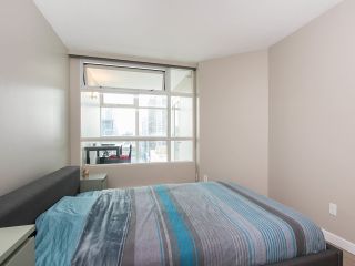 Photo 12: 2601 438 SEYMOUR Street in Vancouver: Downtown VW Condo for sale in "CONFERENCE PLAZA" (Vancouver West)  : MLS®# R2221767
