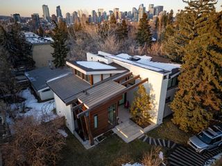 Main Photo: 1420 Prospect Avenue SW in Calgary: Upper Mount Royal Detached for sale : MLS®# A2119882