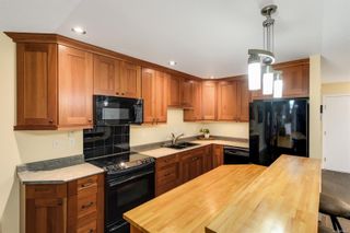 Photo 9: 17 1287 Verdier Ave in Central Saanich: CS Brentwood Bay Row/Townhouse for sale : MLS®# 892088