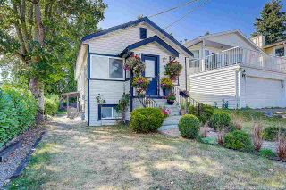 Photo 1: 933 PARKER Street: White Rock House for sale (South Surrey White Rock)  : MLS®# R2458398