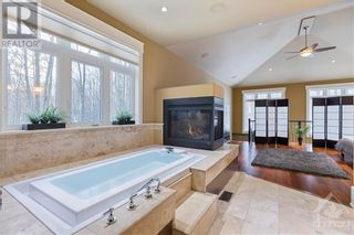 Photo 18: 1420 ROYAL MAPLE DRIVE in Cumberland: House for sale : MLS®# 1383266