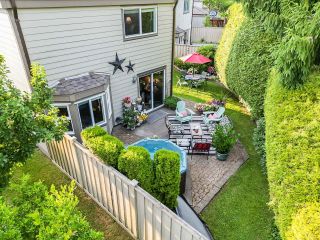 Photo 3: 13 9880 PARSONS Road in Richmond: Woodwards Townhouse for sale in "NEW HORIZONS WEST" : MLS®# R2798963