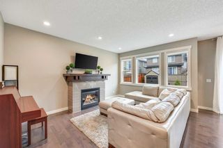 Photo 5: 60 Evansborough Green NW in Calgary: Evanston Detached for sale : MLS®# A2136636